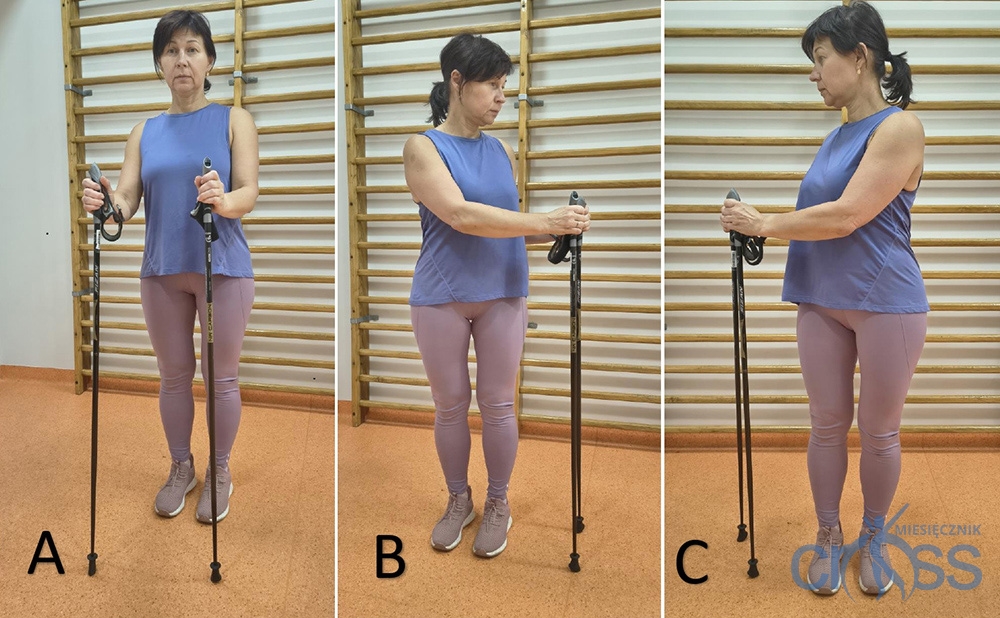 kobieta ćwiczy z kijkami w rękach