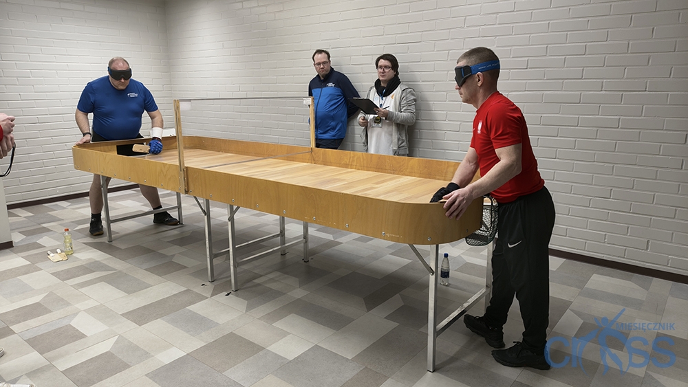 osoby graące w showdown