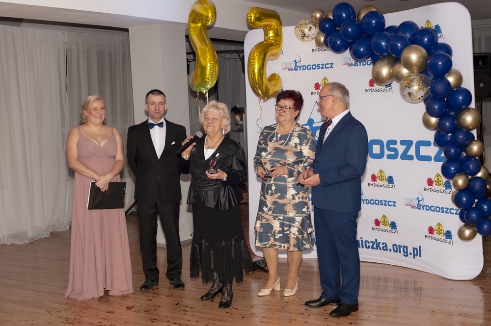 Grupa osób